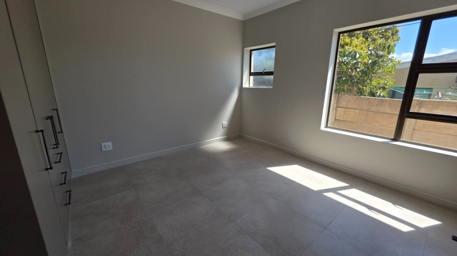 3 Bedroom Property for Sale in Hartenbos Central Western Cape